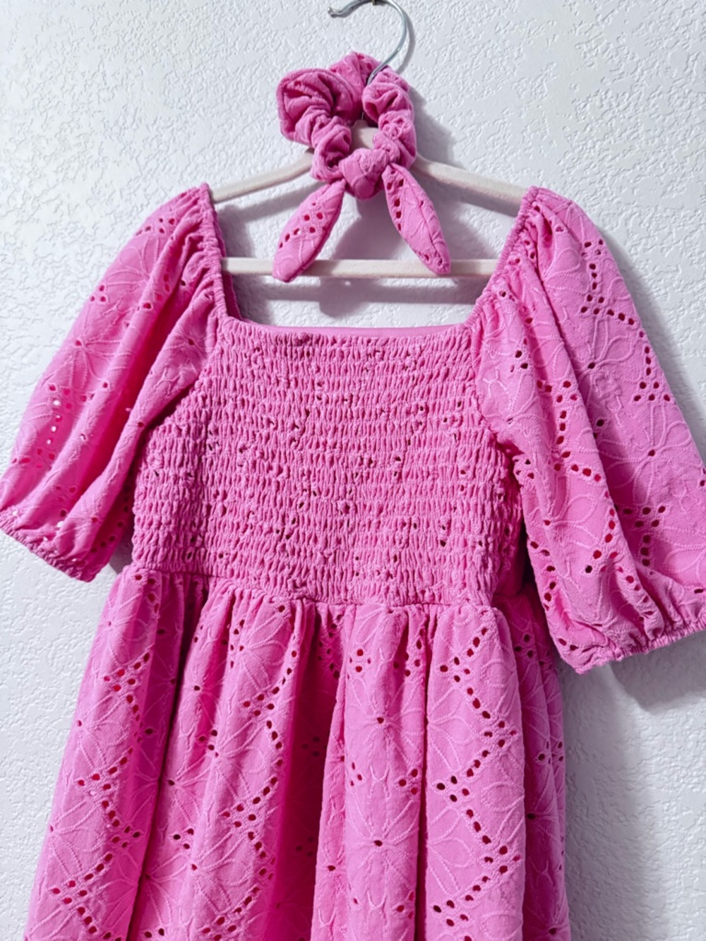 Tahari Girls Pink Eyelet Dress – Size 6 - Picture 4 of 10